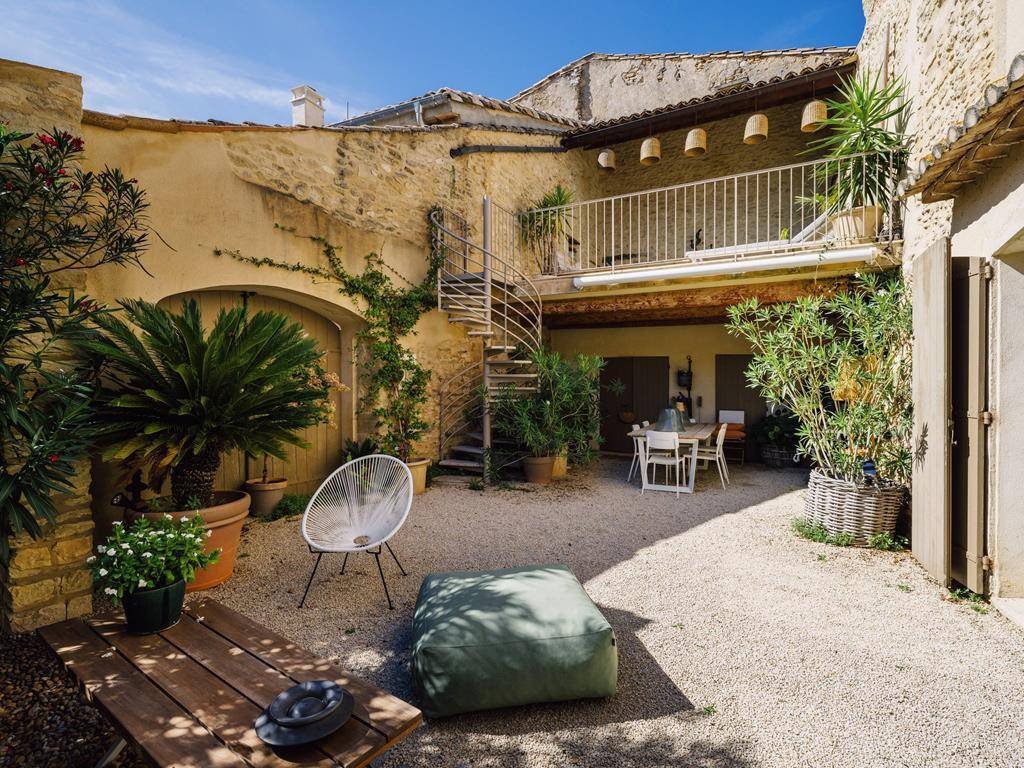House in Gordes, Provence-Alpes-Côte d'Azur, France 1 - 16256664
