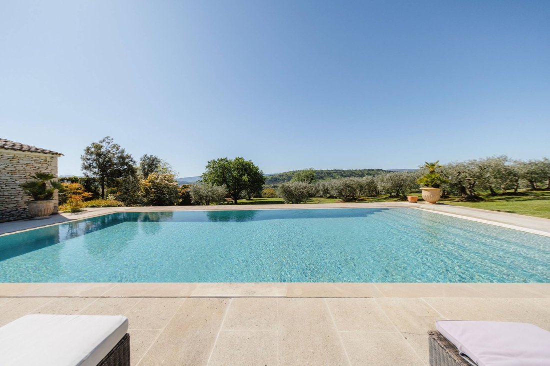 House in Gordes, Provence-Alpes-Côte d'Azur, France 3 - 16255754