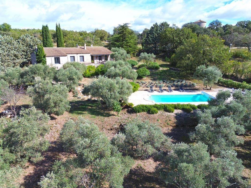 House in Gordes, Provence-Alpes-Côte d'Azur, France 2 - 16256418