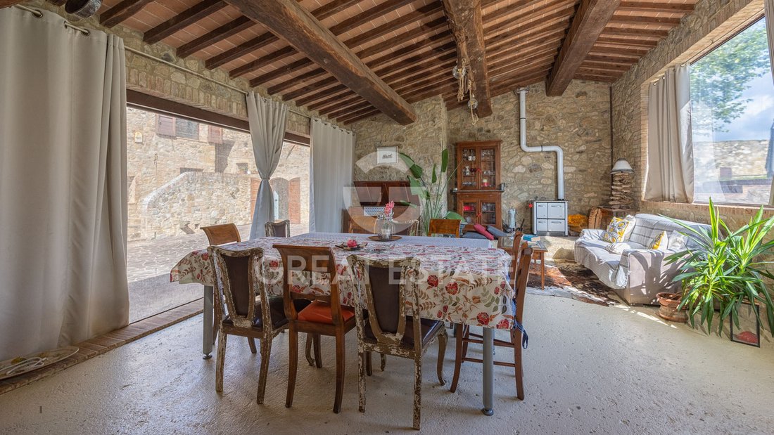 Estate in Castelnuovo Berardenga, Tuscany, Italy 5 - 16257997