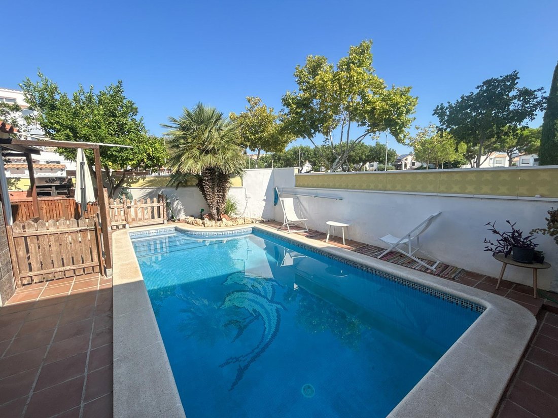 Villa in Sant Pere de Ribes, Catalonia, Spain 5 - 16257711