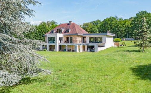 House in Galluis, Ile-de-France, France 1