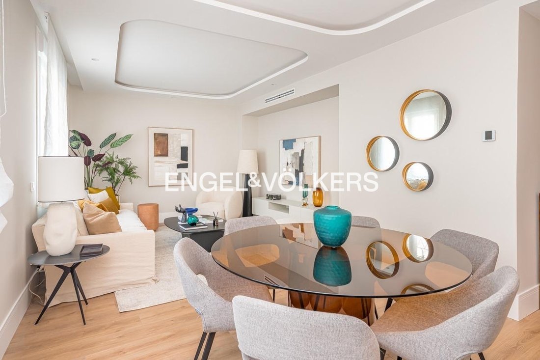 Apartment in Barrio Salamanca, Madrid, Spain 2 - 16258361