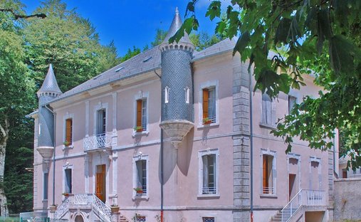 La Salvetat Sur Agout Castle