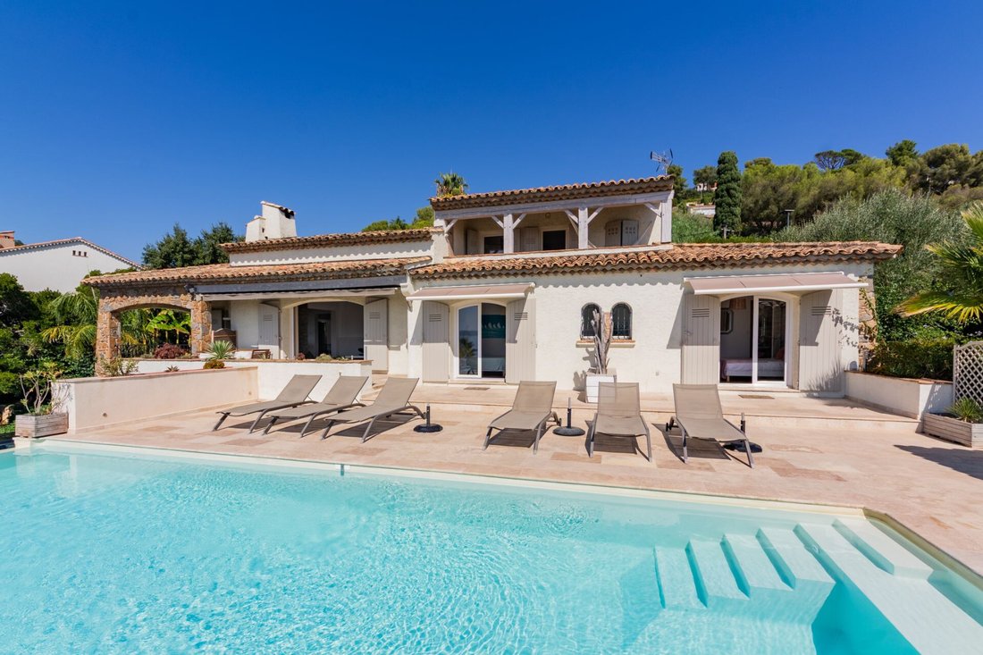 Villa in Les Issambres, Roquebrune-sur-Argens, France 1 - 16258314