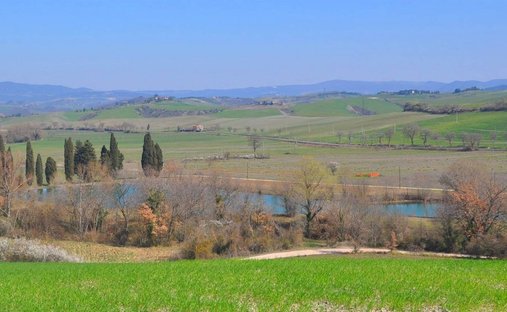 Country House in Volterra, Tuscany, Italy 1