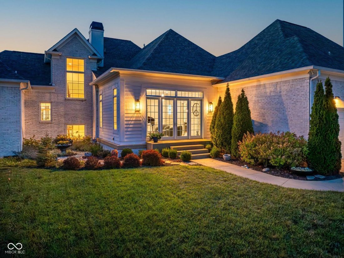 House in Carmel, Indiana, United States 4 - 16260428