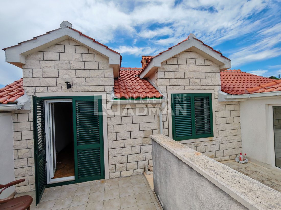 House in Splitska, Split-Dalmatia County, Croatia 3 - 16260643