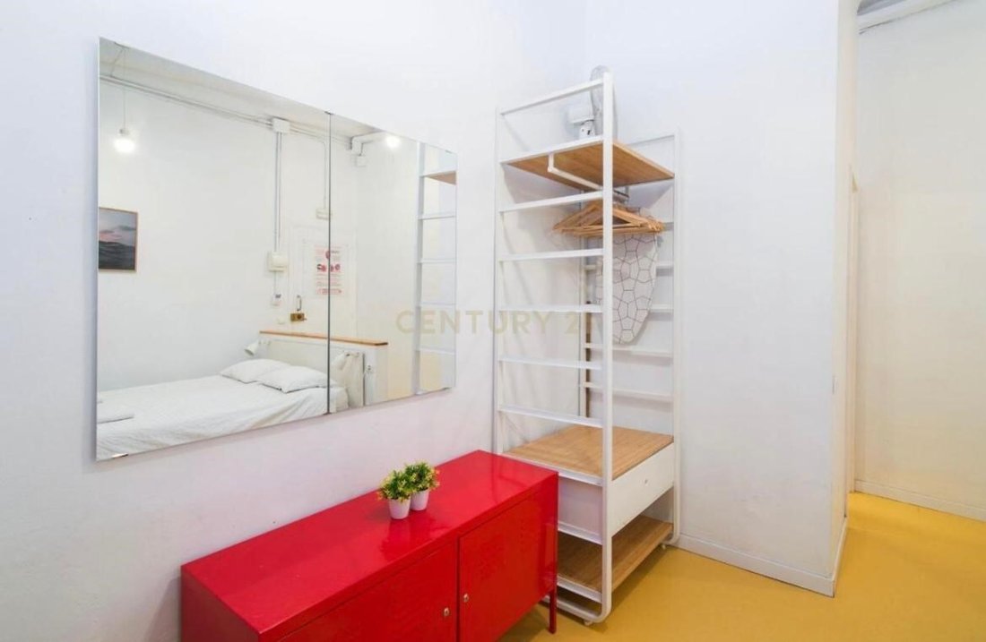 Apartment in Ciutat Vella, Barcelona, Spain 4 - 16260584