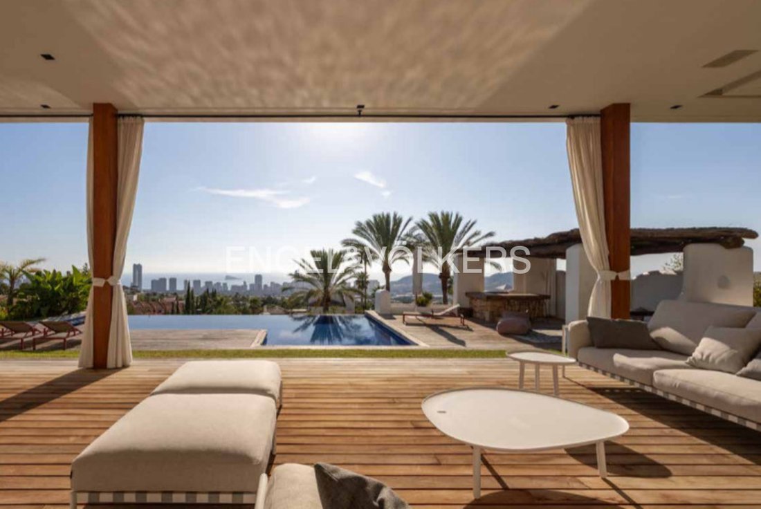 Villa in Finestrat, Valencian Community, Spain 2 - 16260096
