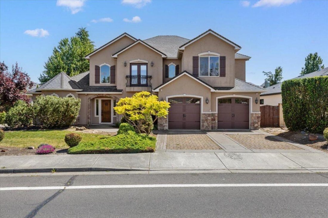 House in Eagle Point, Oregon, United States 1 - 16260434