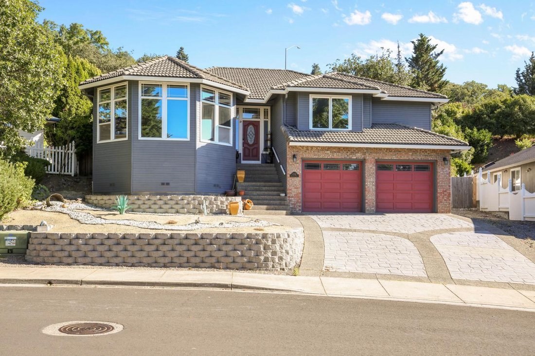 House in Medford, Oregon, United States 1 - 16260452