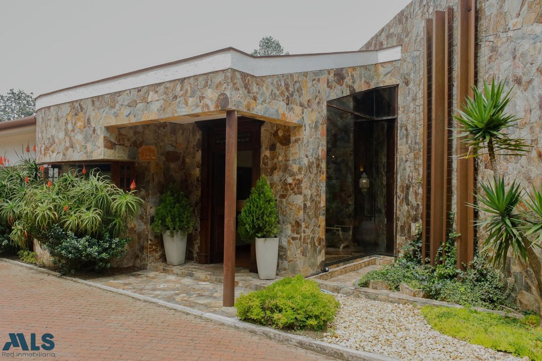 House in Envigado, Antioquia, Colombia 4 - 16260414