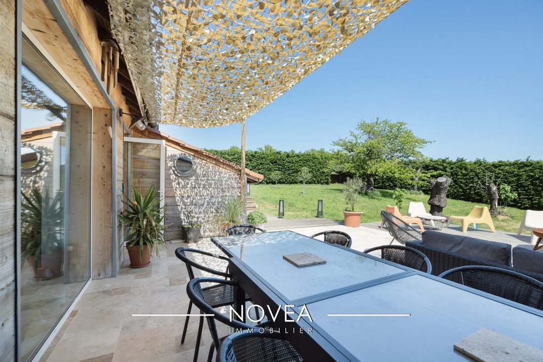 Casa en Condrieu, Auvernia-Ródano-Alpes, Francia 5 - 16261808