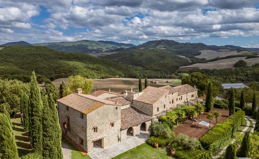 Farm Ranch in Radicondoli, Tuscany, Italy 1