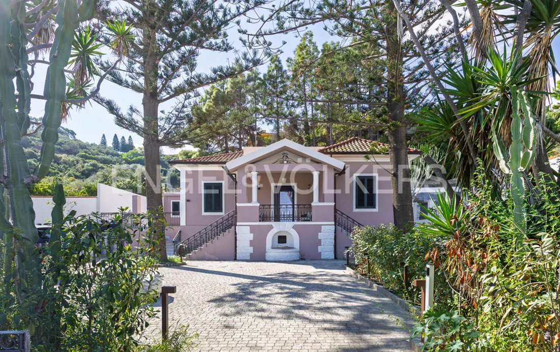 Villa in Mortelle, Messina, Italy 1 - 16262359