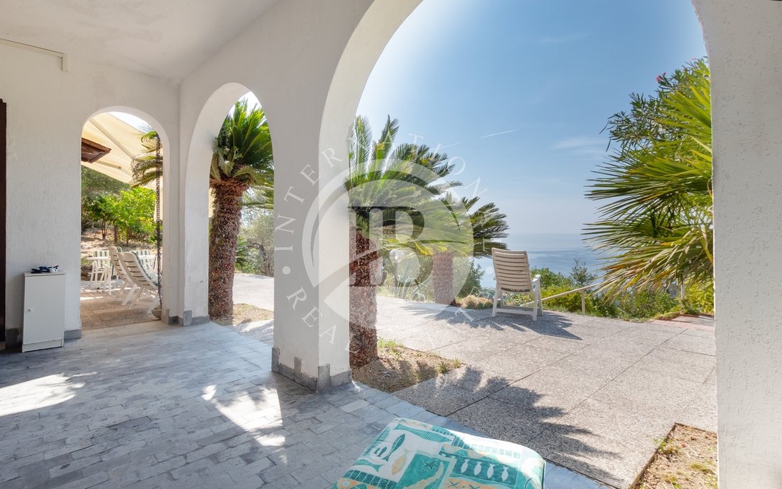 Villa in Monterosso al Mare, Liguria, Italy 3 - 11617427