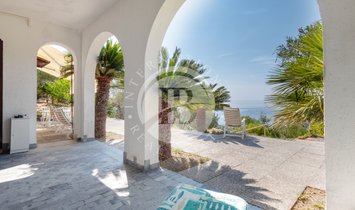 Villa in Monterosso al Mare, Liguria, Italy 2