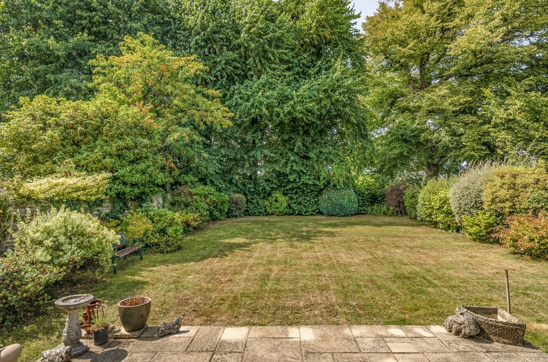 Bungalow in Honiton, England 2 - 16262085