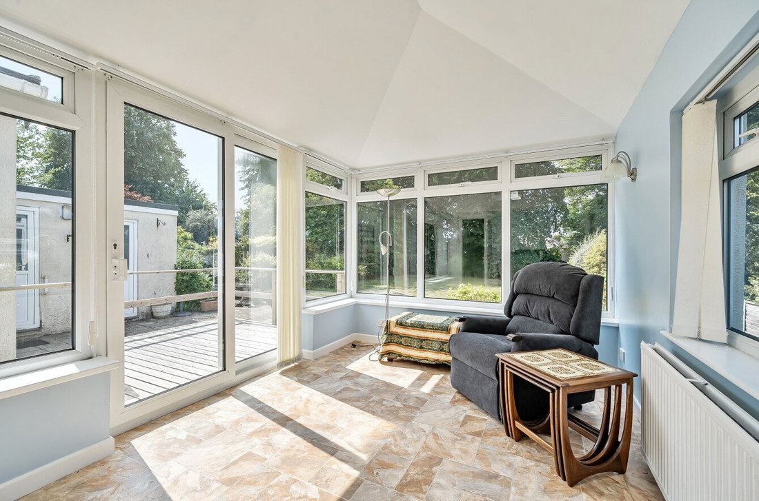 Bungalow in Honiton, England 5 - 16262085