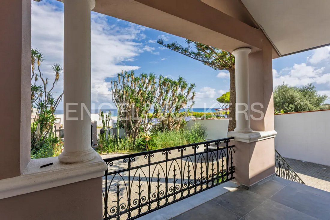Villa in Mortelle, Messina, Italy 2 - 16262359