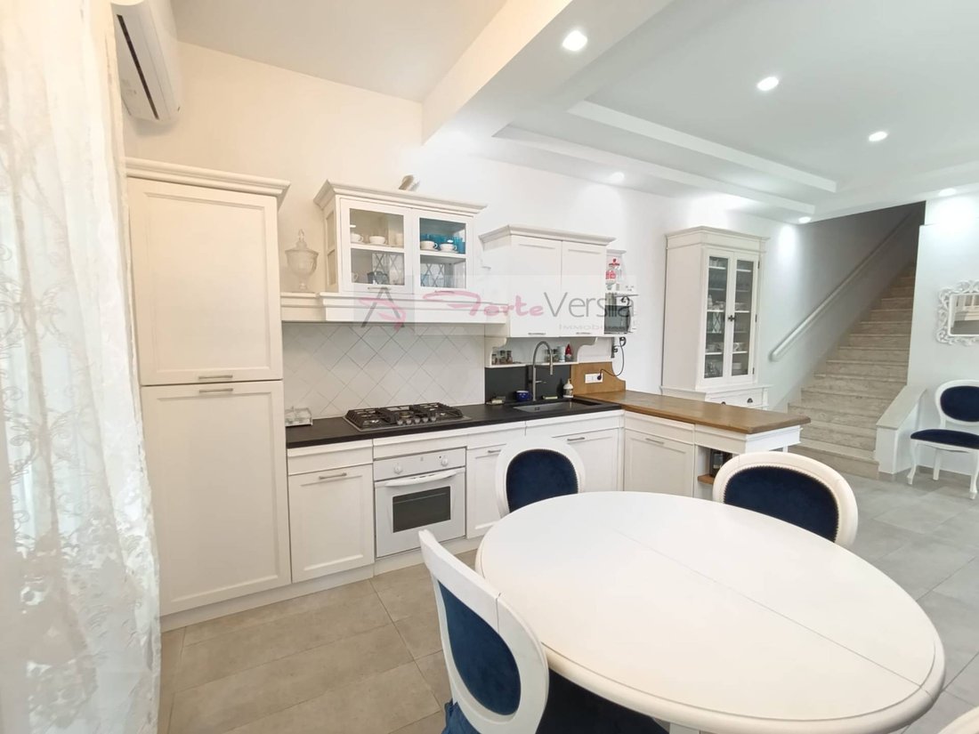 House in Center, Forte dei Marmi, Tuscany 2 - 16273629