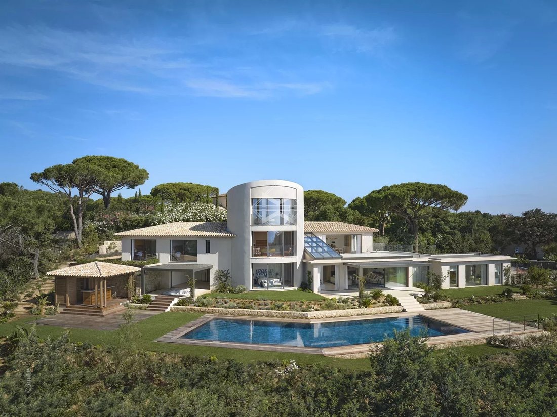 Villa in Ramatuelle, Provence-Alpes-Côte d'Azur, France 1 - 16269177
