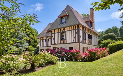 Estate in Deauville, Normandy, France 1