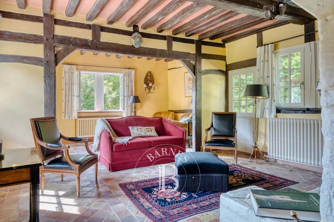 Estate in Saint-Pierre-de-Cormeilles, Normandy, France 4 - 16263402