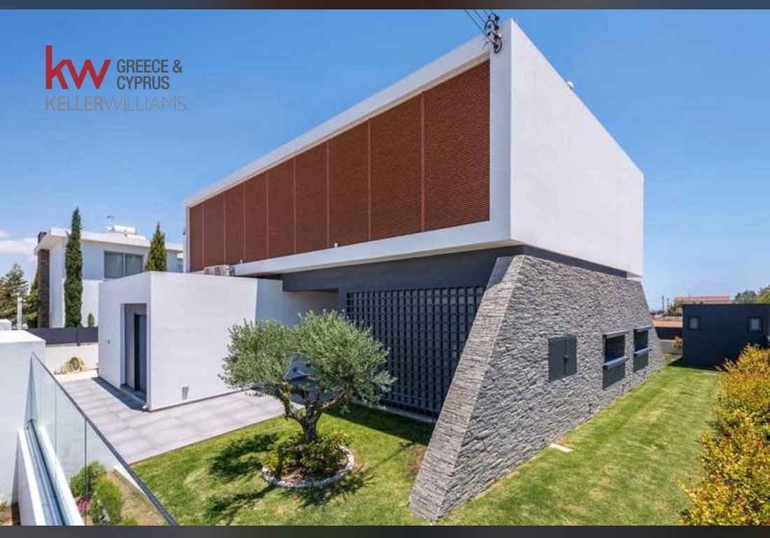 Villa in Aradippou, Larnaca, Cyprus 1 - 16270054