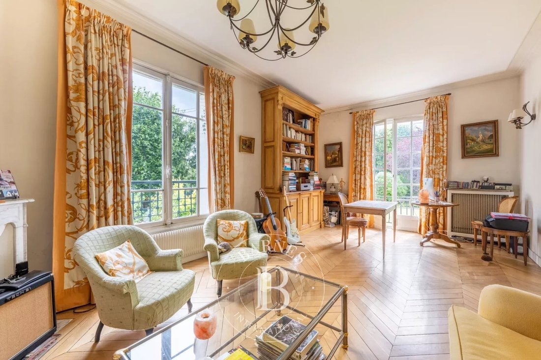 House in Le Chesnay, Le Chesnay-Rocquencourt, France 1 - 16265661