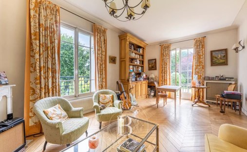 House in Le Chesnay, Le Chesnay-Rocquencourt, France 1