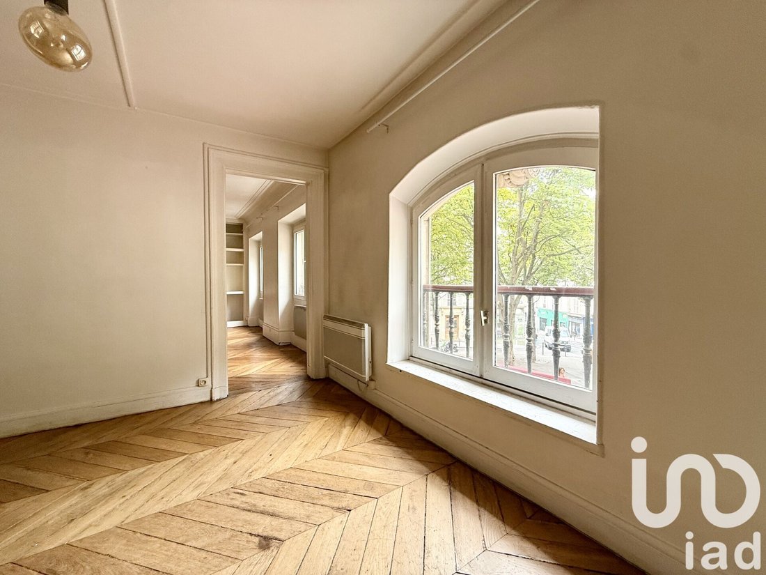 Apartment in Lorette-Martyrs, Paris 9e Arrondissement, Paris 2 - 16269389