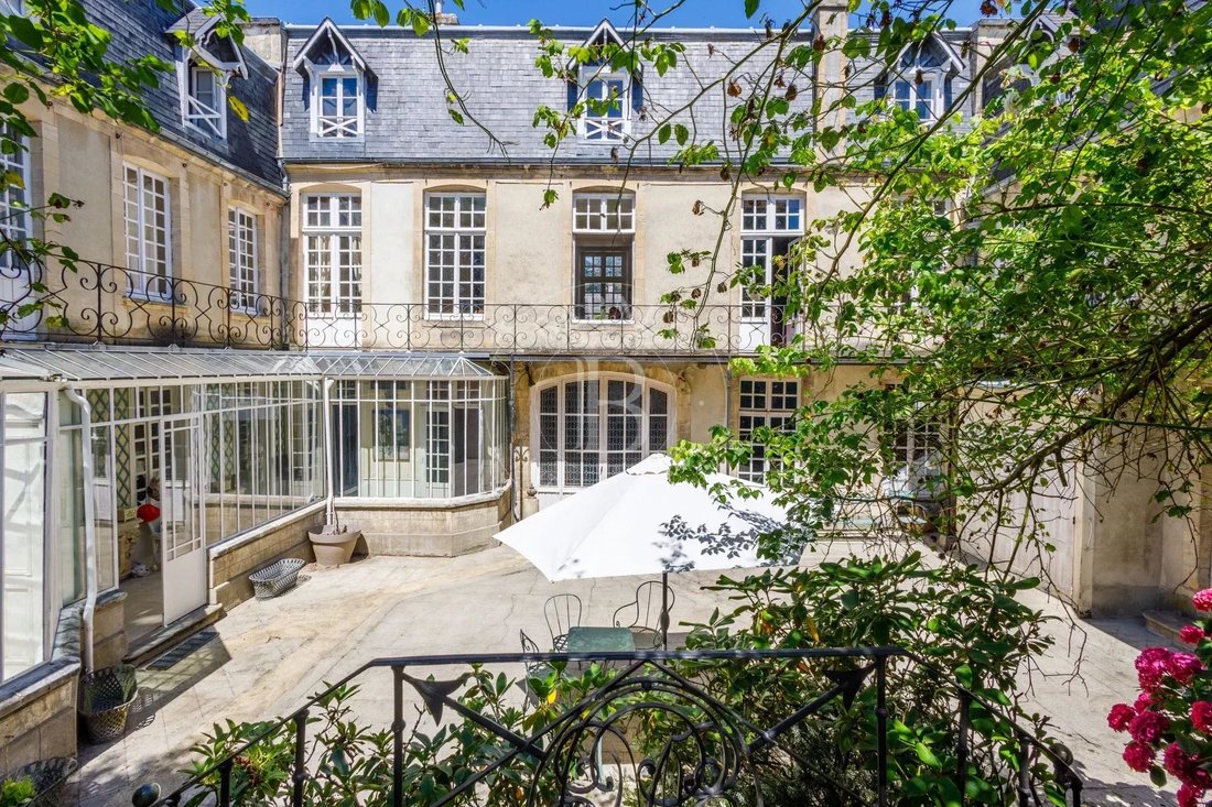 Estate in Bayeux, Normandy, France 1 - 16263697