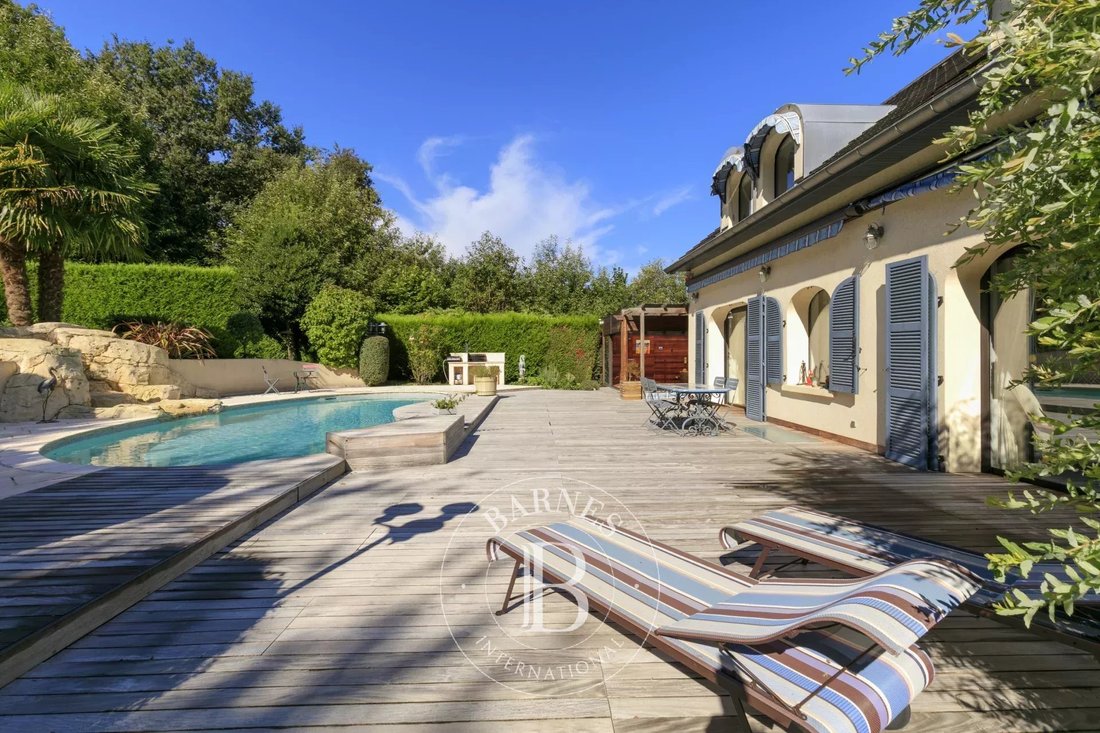 House in Vauhallan, Ile-de-France, France 5 - 16265582