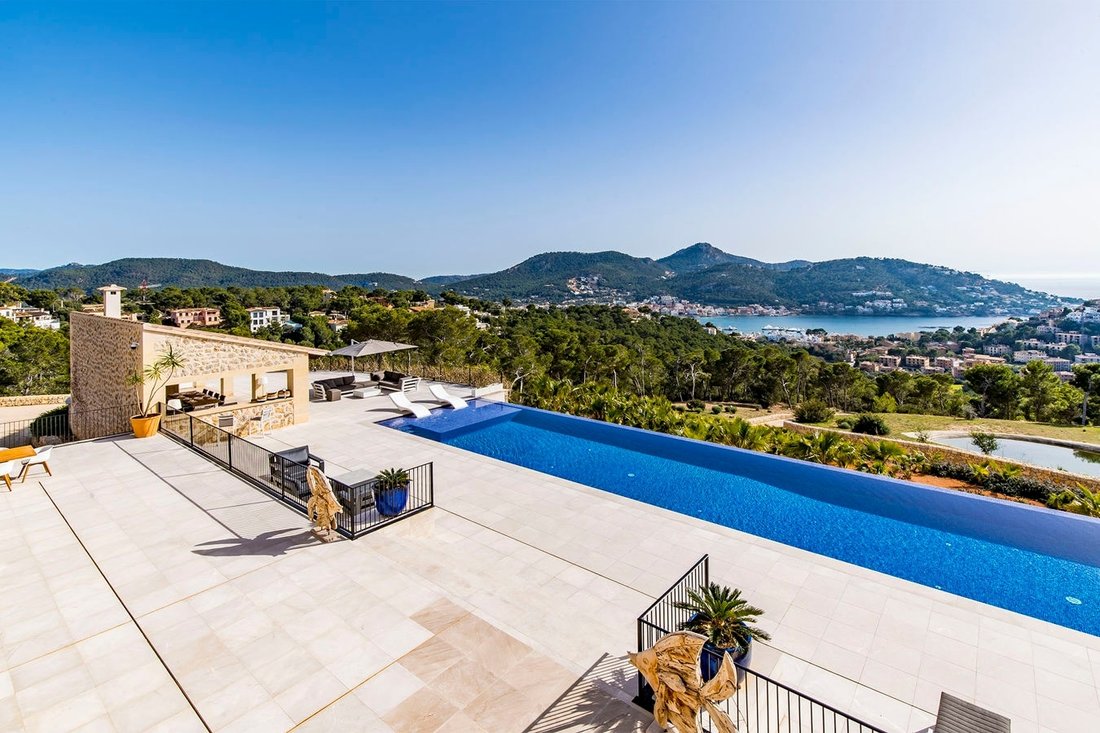 Villa in Llubi, Balearic Islands, Spain 5 - 13348056