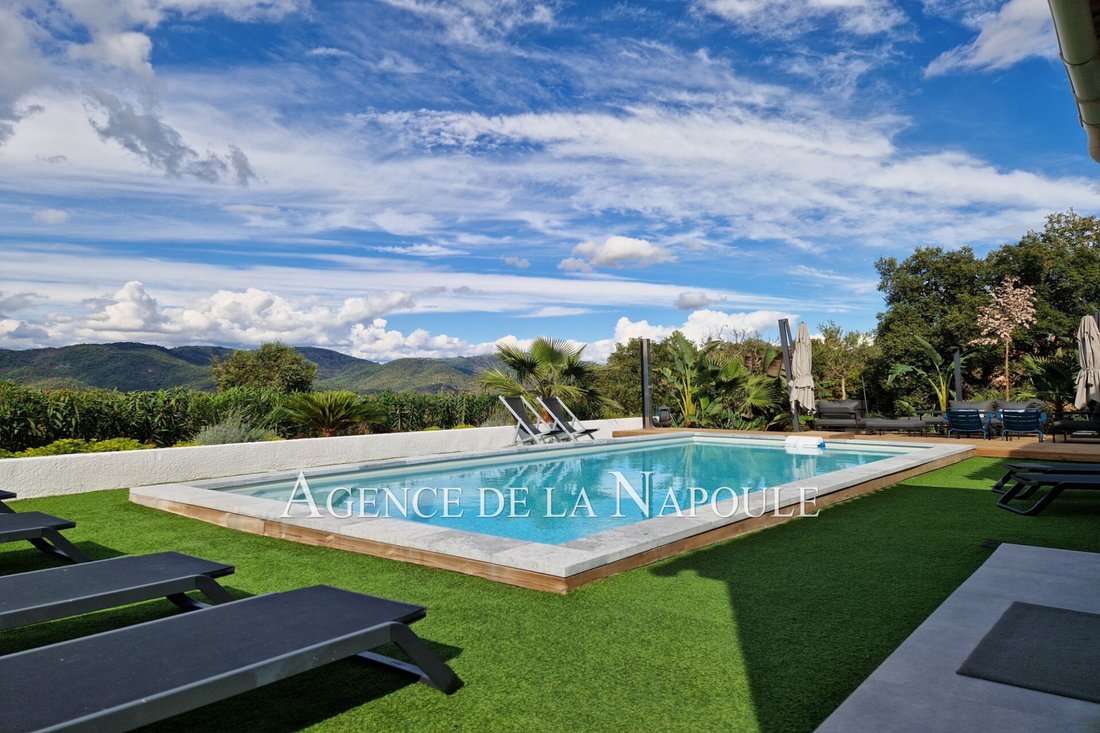 Villa in Exterieurs, Frejus, France 2 - 16266316