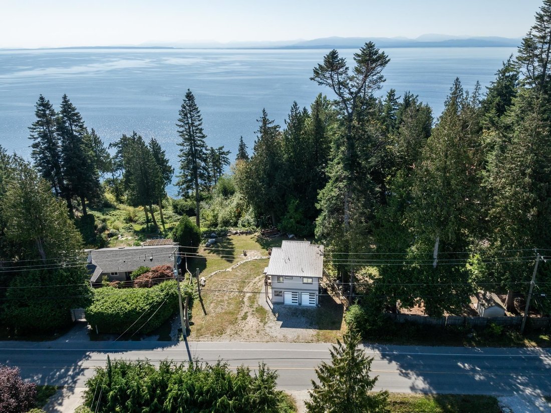 House in Halfmoon Bay, British Columbia, Canada 2 - 16273553