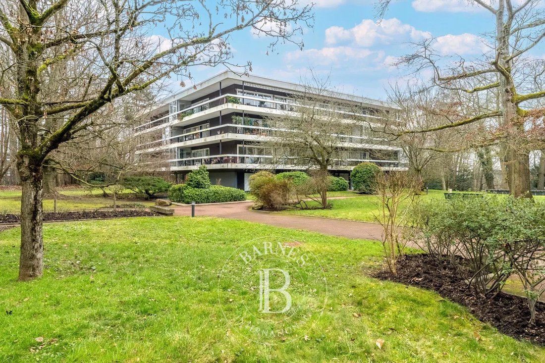Apartment in Petit Beauregard, La Celle-Saint-Cloud, France 1 - 16264533