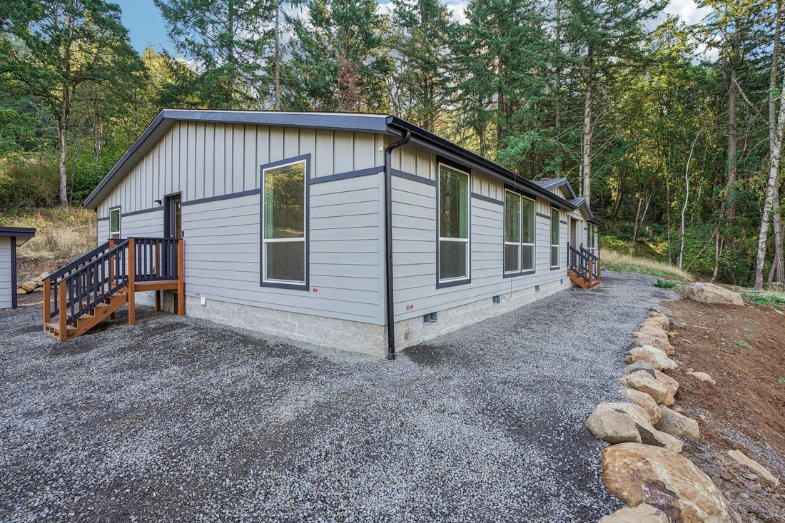 House in Amity, Oregon, United States 4 - 16266132