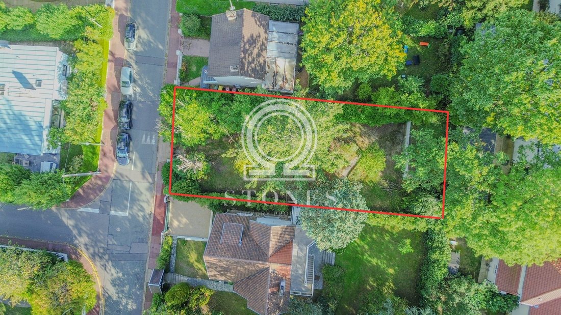 Land in Bourg-La Feuillaume Nord, La Celle-Saint-Cloud, Frankreich 1 - 16274866