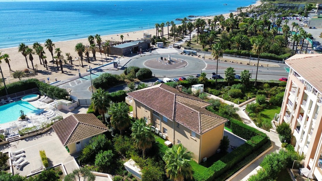 Villa in Exterieurs, Frejus, France 2 - 16271730