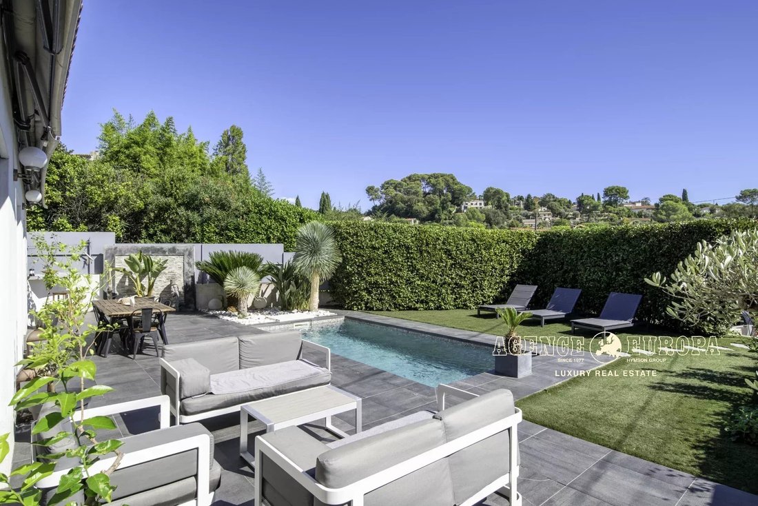 Villa in Mougins, Provence-Alpes-Côte d'Azur, France 2 - 16266123