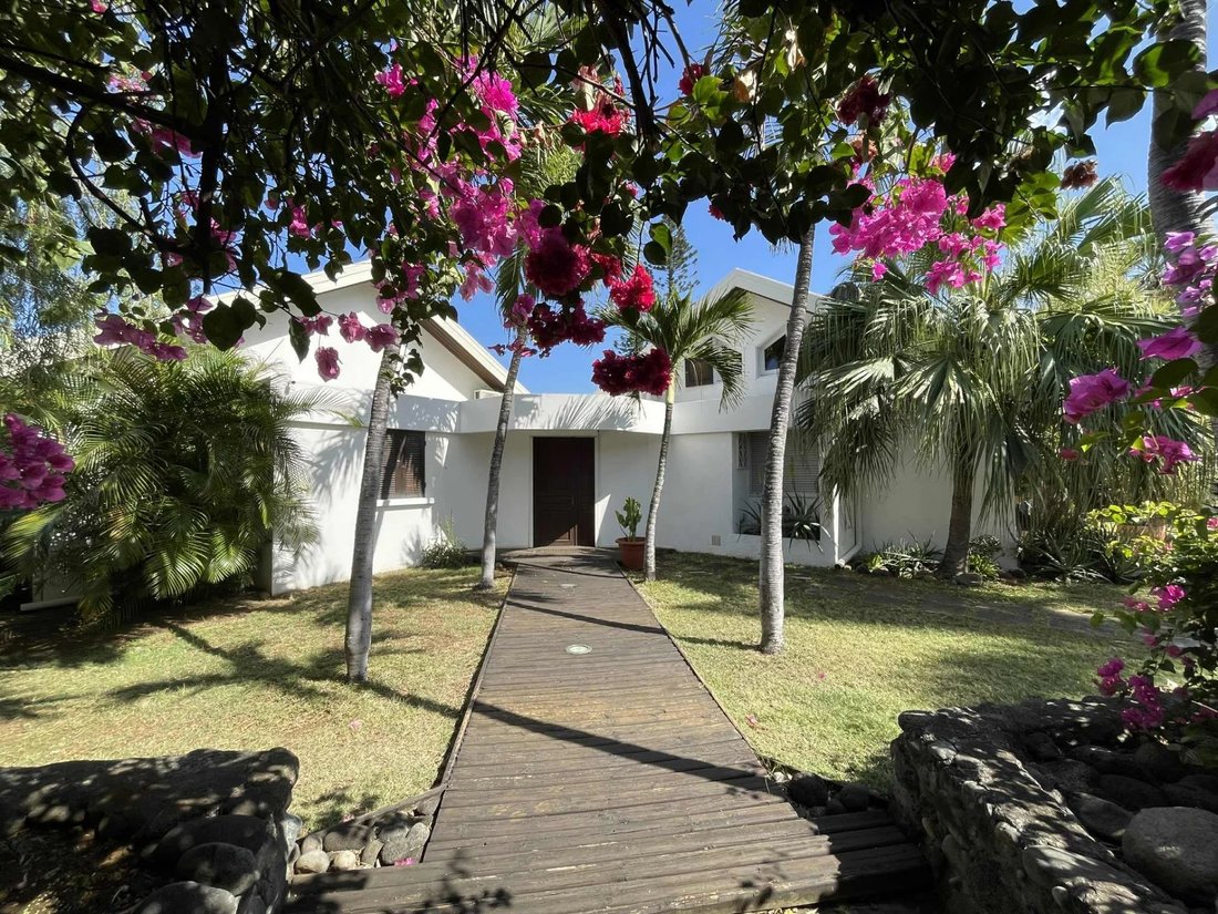 Villa in Saint Pierre, Saint-Pierre, Réunion 1 - 16266175