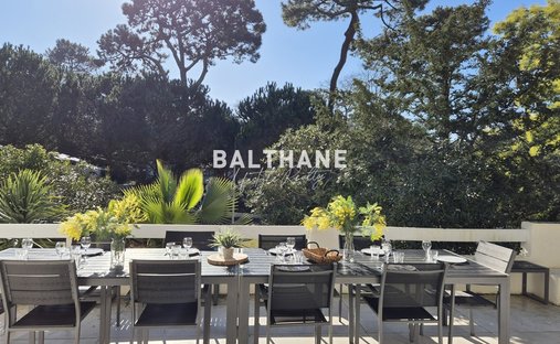 House in Aiguillon, Arcachon, France 1