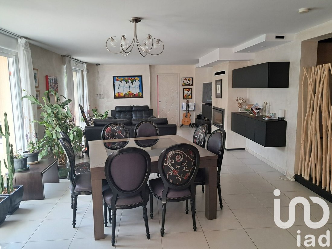 House in Saint-Mathurin, Pays de la Loire, France 4 - 16269629