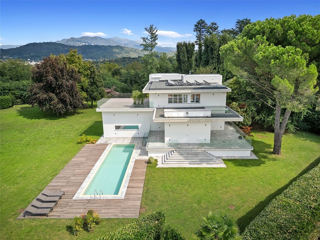 House in Montano, Lombardy, Italy 2 - 16266488