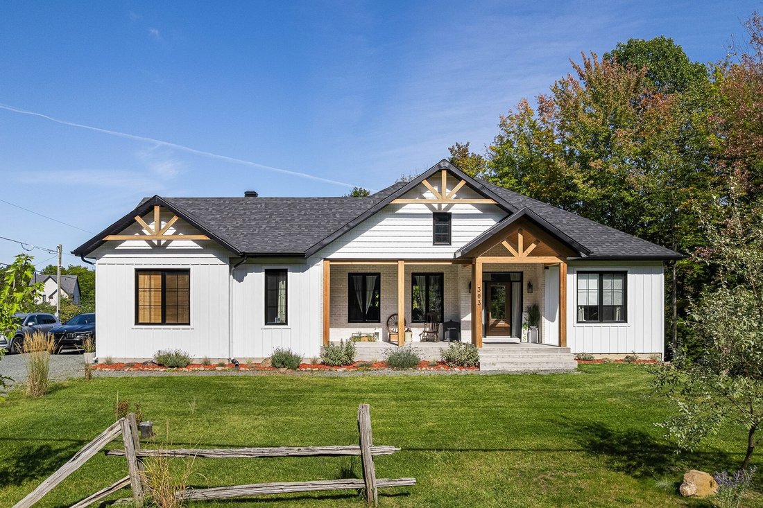 House in Granby, Quebec, Canada 1 - 16273614