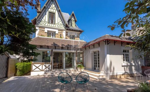 Villa in Deauville, Normandy, France 1