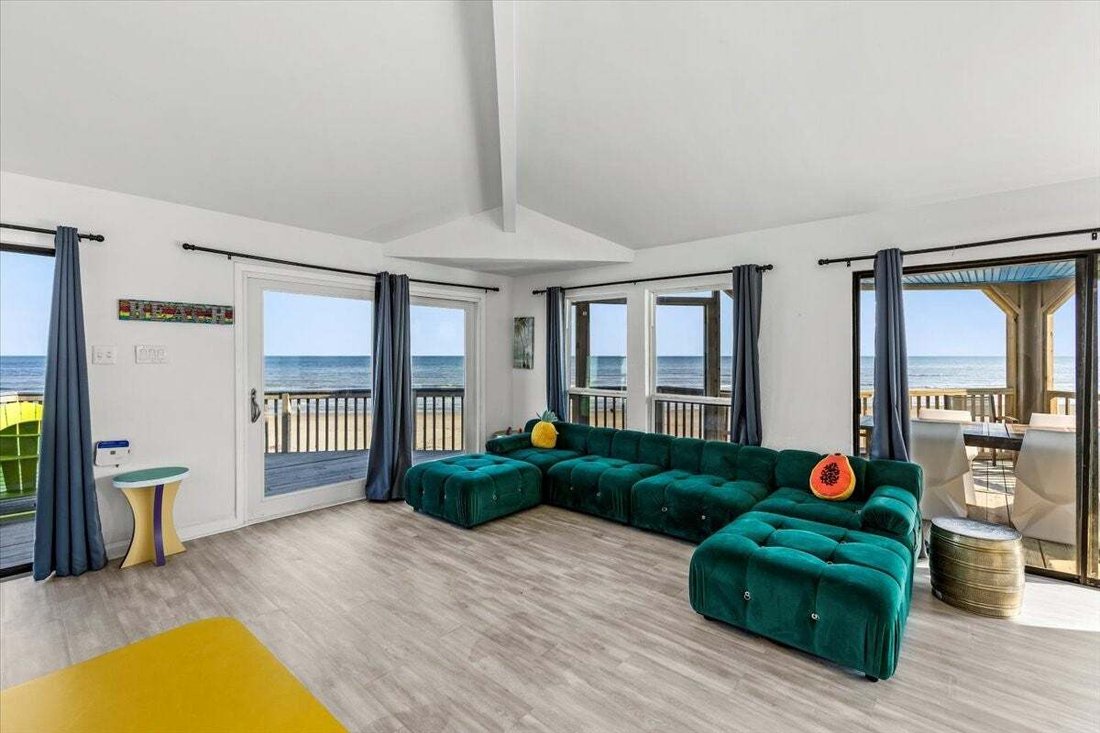 House in Galveston, Texas, United States 5 - 16267204
